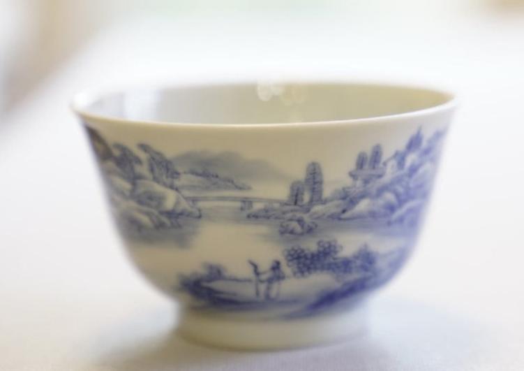 Artisan Jingdezhen Porcelain Tea Bowl Shan Shui Landscape