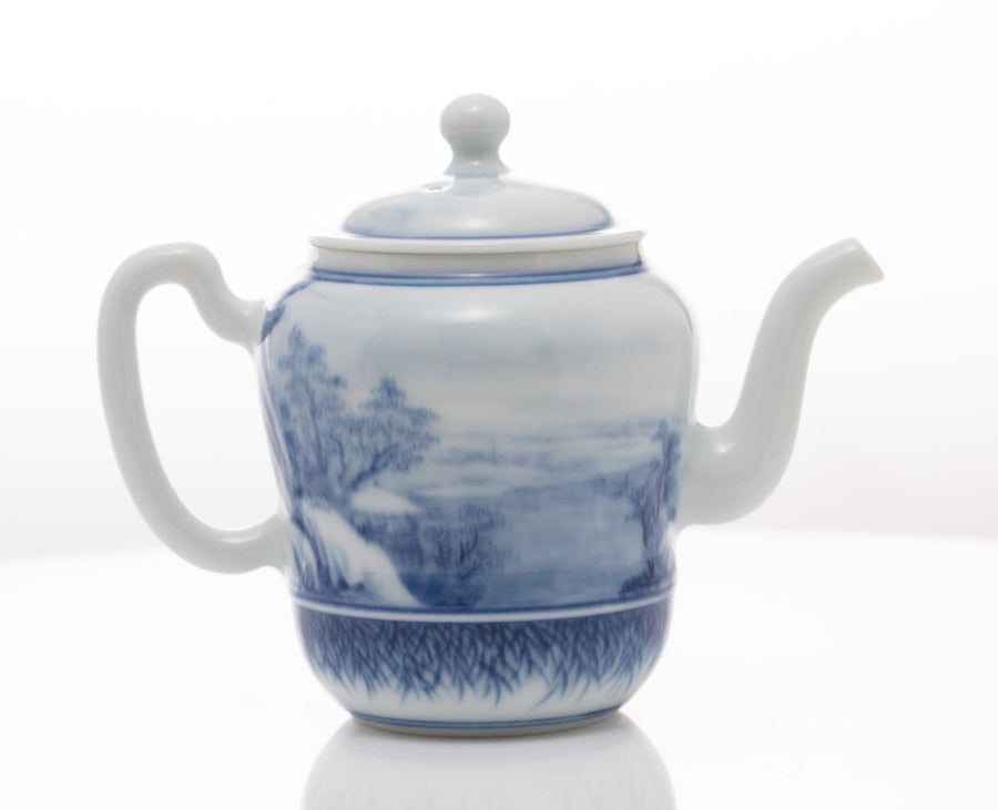 Jingdezhen Artisan Blue and White Porcelain Teapot Classic Snowing Landscape