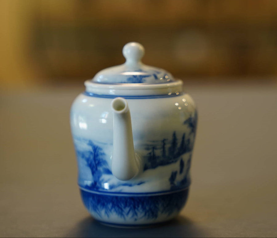 Jingdezhen Artisan Blue and White Porcelain Teapot Classic Snowing Landscape