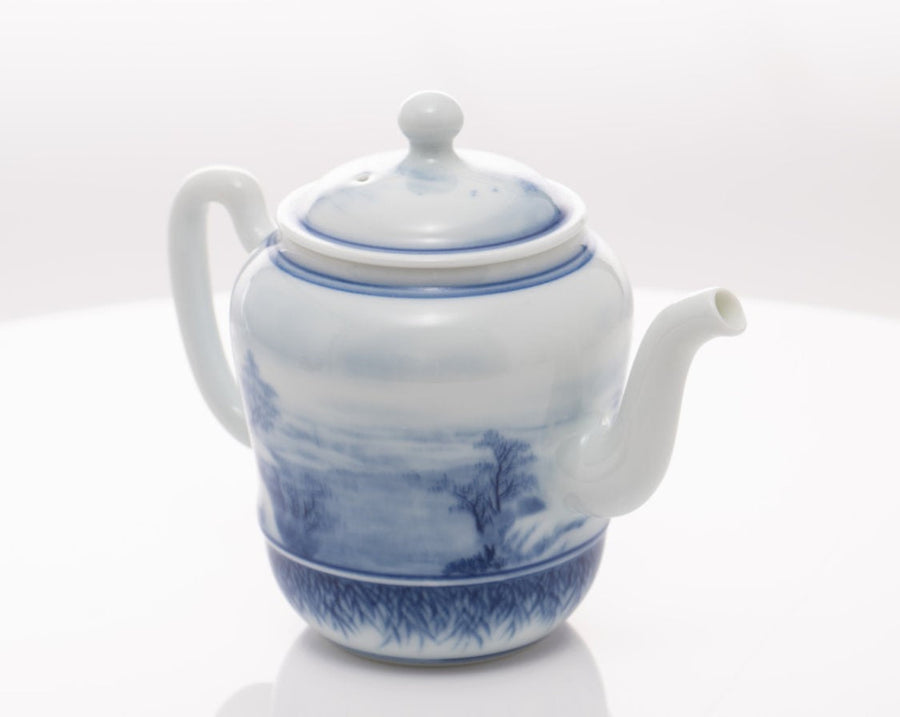 Jingdezhen Artisan Blue and White Porcelain Teapot Classic Snowing Landscape